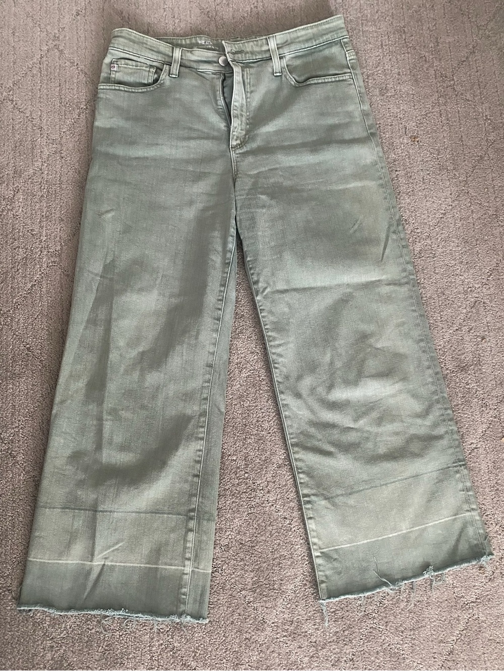 AG Jeans Etta Wide Leg Crop 31 Sage Light Green Raw Hem